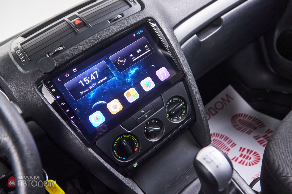 Продажа Skoda Octavia II (A5) Рестайлинг 1.6 MT (102 л.с.) 2012 Черный в Автодом