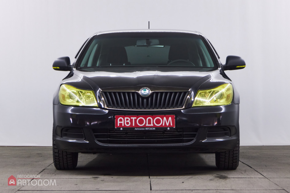 Продажа Skoda Octavia II (A5) Рестайлинг 1.6 MT (102 л.с.) 2012 Черный в Автодом
