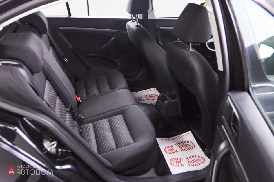 Продажа Skoda Octavia II (A5) Рестайлинг 1.6 MT (102 л.с.) 2012 Черный в Автодом