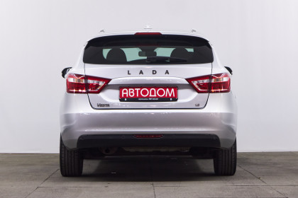 Продажа LADA (ВАЗ) Vesta I SW 1.8 AMT (122 л.с.) 2018 Серебристый в Автодом