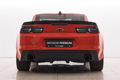 Продажа Chevrolet Camaro VI Рестайлинг 2.0 MT (275 л.с.) 2018 Оранжевый в Автодом