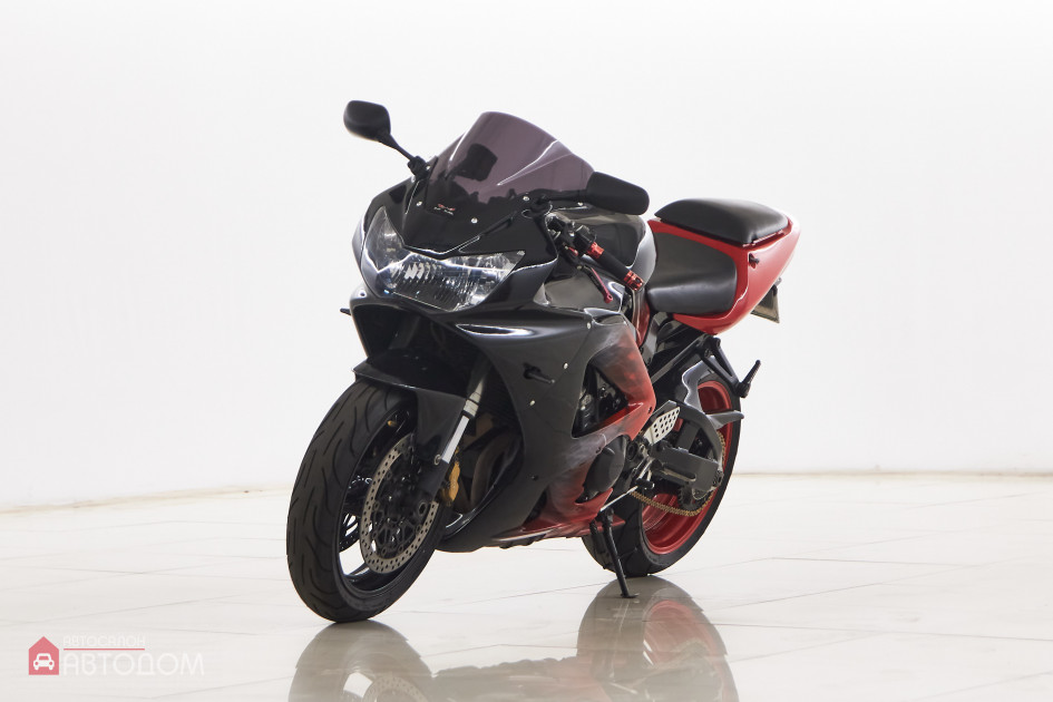 Продажа Honda CBR 900RR Fireblade 2001 Черный в Автодом