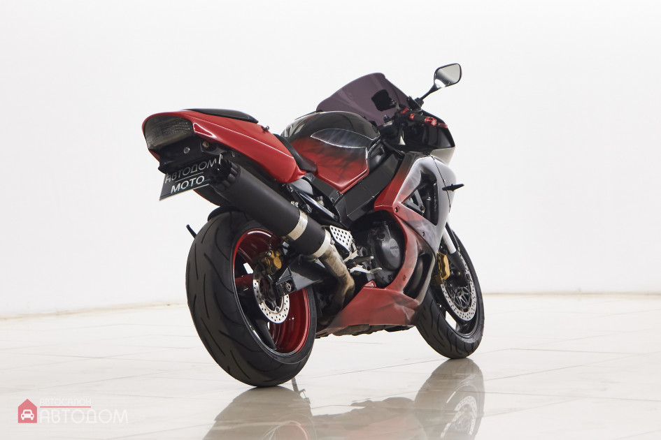 Продажа Honda CBR 900RR Fireblade 2001 Черный в Автодом