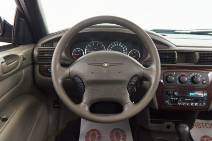 Продажа Chrysler Sebring II 2.7 AT (203 л.с.) 2002 Серебристый в Автодом