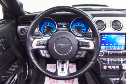 Продажа Ford Mustang VI Рестайлинг 5.0 AT (466 л.с.) 2019 Белый в Автодом