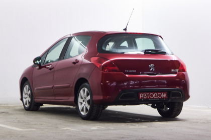 Продажа Peugeot 308 I 1.6 AT (120 л.с.) 2010 Красный в Автодом