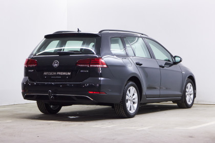 Продажа Volkswagen Golf VII Рестайлинг 1.5 MT (130 л.с.) 2019 Серый в Автодом