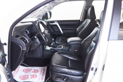 Продажа Toyota Land Cruiser Prado 150 Series Рестайлинг 2 2.8 AT (177 л.с.) 2018 Белый в Автодом