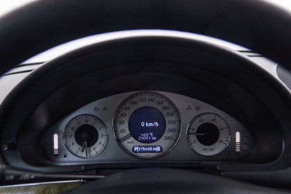 Продажа Mercedes-Benz E-Класс III (W211, S211) Рестайлинг 280 3.0 AT (190 л.с.) 2006 Черный в Автодом