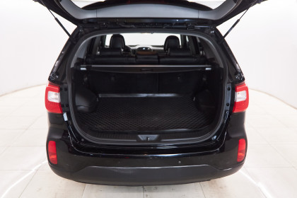 Продажа Kia Sorento II Рестайлинг 2.2 MT (197 л.с.) 2014 Черный в Автодом