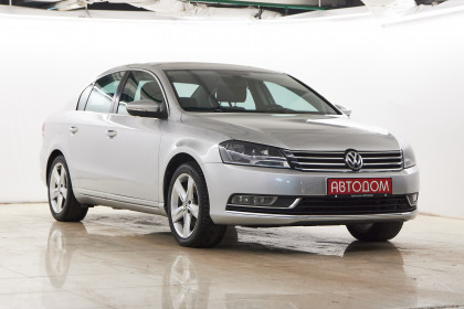 Продажа Volkswagen Passat B7 2.0 AMT (210 л.с.) 2011 Серебристый в Автодом