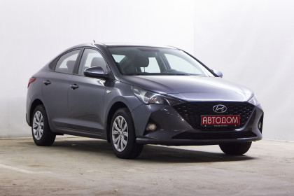 Продажа Hyundai Accent V Рестайлинг 1.6 MT (130 л.с.) 2021 Серебристый в Автодом