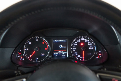 Продажа Audi Q5 I (8R) Рестайлинг 2.0 AMT (177 л.с.) 2013 Черный в Автодом