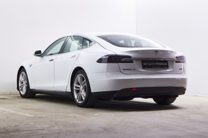 Продажа Tesla Model S I 90D 0.0 AT (518 л.с.) 2015 Белый в Автодом