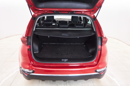 Продажа Kia Sportage IV Рестайлинг 2.0 AT (150 л.с.) 2019 Красный в Автодом