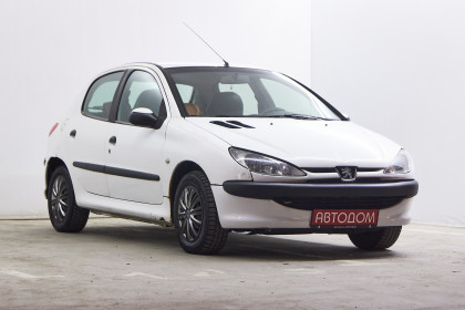 Продажа Peugeot 206 I 1.4 MT (68 л.с.) 2003 Белый в Автодом