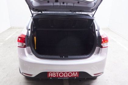 Продажа Kia Rio III Рестайлинг 1.6 MT (123 л.с.) 2015 Серебристый в Автодом