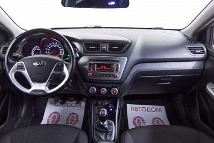 Продажа Kia Rio III Рестайлинг 1.6 MT (123 л.с.) 2015 Серебристый в Автодом
