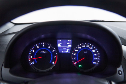 Продажа Hyundai Solaris I Рестайлинг 1.4 MT (107 л.с.) 2015 Коричневый в Автодом