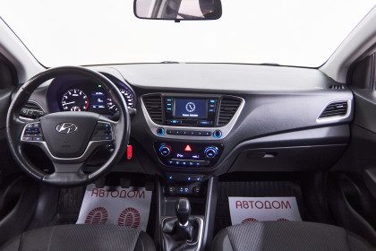 Продажа Hyundai Accent V 1.6 MT (130 л.с.) 2018 Серебристый в Автодом