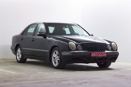 Продажа Mercedes-Benz E-Класс II (W210, S210) Рестайлинг 220 2.1 MT (143 л.с.) 2001 Черный в Автодом