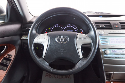 Продажа Toyota Camry VI (XV40) 2.4 MT (167 л.с.) 2008 Серебристый в Автодом