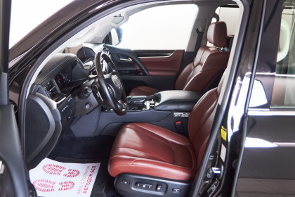 Продажа Lexus LX III Рестайлинг 2 570 5.7 AT (383 л.с.) 2017 Черный в Автодом