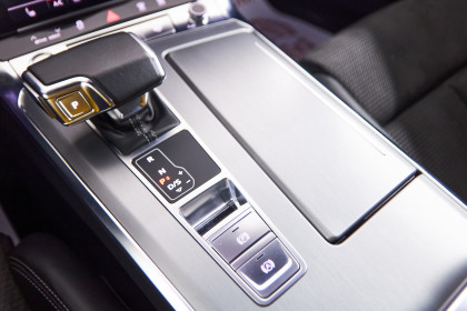 Продажа Audi A7 II (4K) 50 TDI 3.0 AT (286 л.с.) 2019 Белый в Автодом
