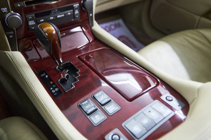 Продажа Lexus LS IV 460 L 4.6 AT (380 л.с.) 2008 Серый в Автодом