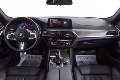 Продажа BMW 5 серии VII (G30/G31) 530d xDrive 3.0 AT (249 л.с.) 2018 Серый в Автодом