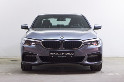 Продажа BMW 5 серии VII (G30/G31) 530d xDrive 3.0 AT (249 л.с.) 2018 Серый в Автодом