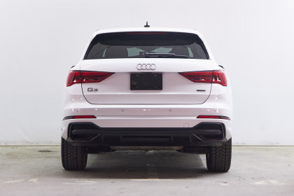 Продажа Audi Q3 II (F3) 45 TFSI 2.0 AMT (230 л.с.) 2019 Белый в Автодом