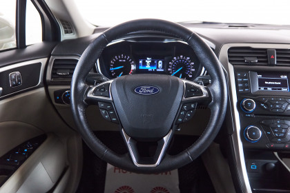 Продажа Ford Fusion (North America) II Рестайлинг 1.5 AT (184 л.с.) 2018 Серый в Автодом