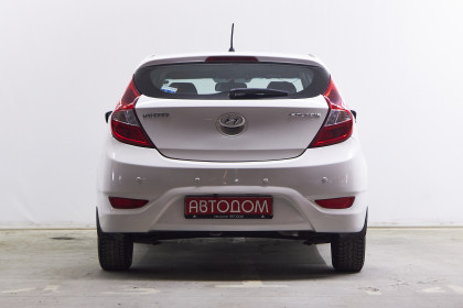 Продажа Hyundai Solaris I Рестайлинг 1.6 MT (123 л.с.) 2014 Белый в Автодом