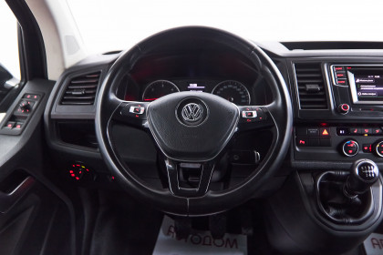 Продажа Volkswagen Caravelle T6 2.0 MT (140 л.с.) 2018 Черный в Автодом