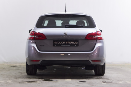 Продажа Peugeot 308 II Рестайлинг 1.5 MT (131 л.с.) 2018 Серый в Автодом