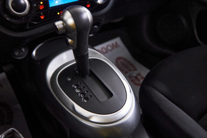 Продажа Nissan Juke I Рестайлинг 1.6 CVT (117 л.с.) 2014 Белый в Автодом