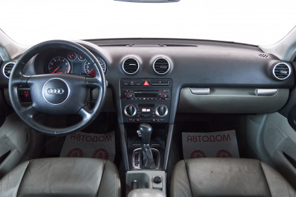 Продажа Audi A3 II (8P) 1.6 AT (102 л.с.) 2005 Серый в Автодом