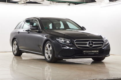 Продажа Mercedes-Benz E-Класс V (W213, S213, C238) 220 d 2.0 AT (194 л.с.) 2018 Черный в Автодом