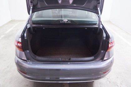 Продажа Volkswagen Jetta VII 1.4 MT (150 л.с.) 2019 Серый в Автодом