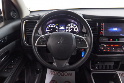 Продажа Mitsubishi Outlander III Рестайлинг 3 2.4 CVT (167 л.с.) 2019 Серый в Автодом