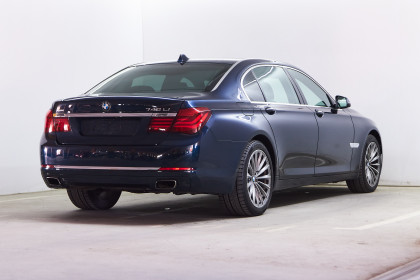 Продажа BMW 7 серии V (F01/F02/F04) Рестайлинг 740Li xDrive 3.0 AT (320 л.с.) 2013 Синий в Автодом