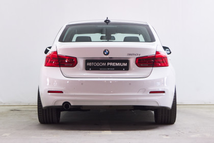 Продажа BMW 3 серии VI (F3x) Рестайлинг 320i 2.0 AT (184 л.с.) 2018 Белый в Автодом
