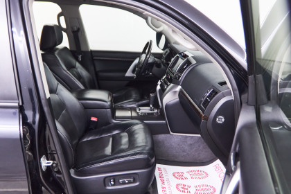 Продажа Toyota Land Cruiser 200 Series Рестайлинг 1 4.5 AT (272 л.с.) 2013 Черный в Автодом