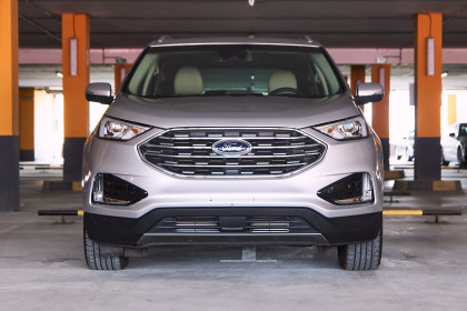 Продажа Ford Edge II Рестайлинг 2.0 AT (245 л.с.) 2019 Серебристый в Автодом