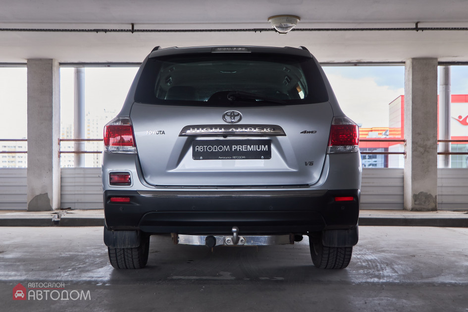 Продажа Toyota Highlander II (U40) Рестайлинг 3.5 AT (273 л.с.) 2012 Серебристый в Автодом