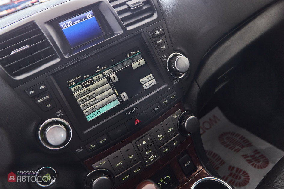 Продажа Toyota Highlander II (U40) Рестайлинг 3.5 AT (273 л.с.) 2012 Серебристый в Автодом