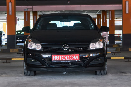 Продажа Opel Astra H Рестайлинг GTC 1.2 MT (90 л.с.) 2010 Черный в Автодом