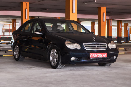 Продажа Mercedes-Benz C-Класс II (W203) 220 2.1 AT (143 л.с.) 2001 Серый в Автодом