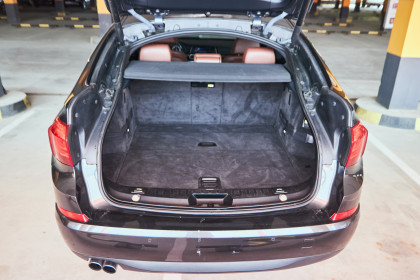 Продажа BMW 5 серии VI (F10/F11/F07) Рестайлинг 520d 2.0 AT (184 л.с.) 2014 Черный в Автодом
